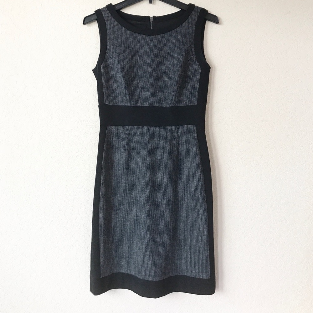 Tahari Gray Tweed and Black Sleeveless Dress